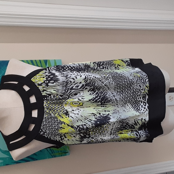 Top - Picture 1 of 5